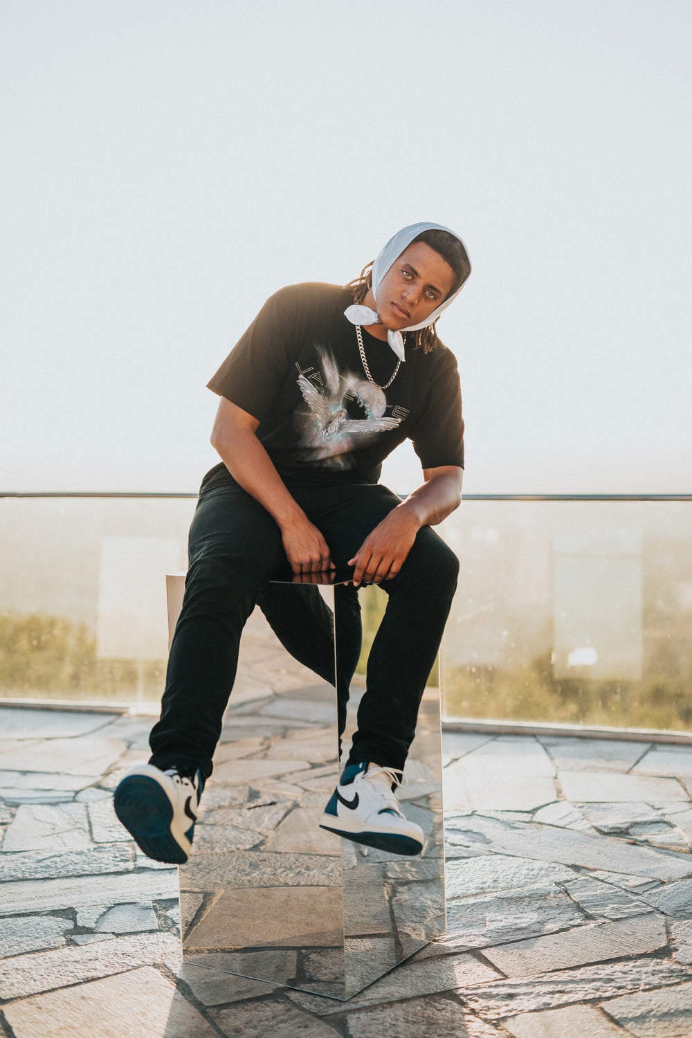 VALIANT TEE
